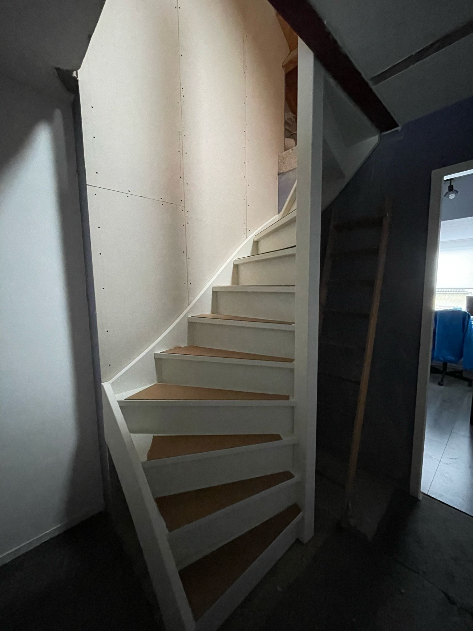 Vaste trap naar boven